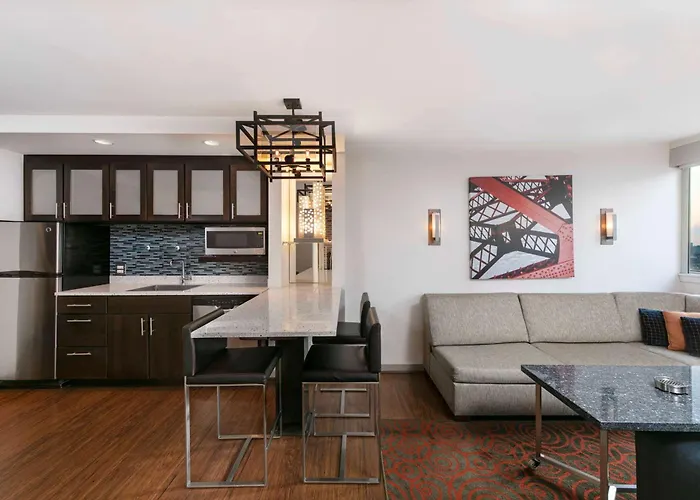 The Royal Sonesta Downtown 4*