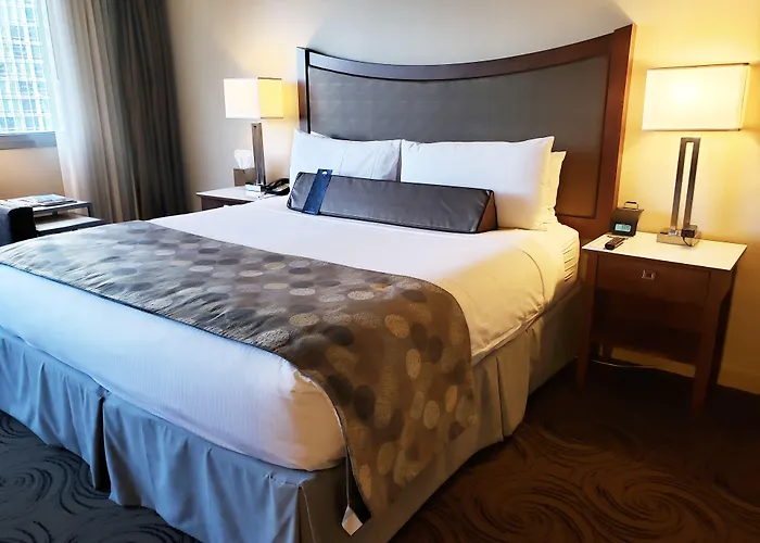 Отель The Royal Sonesta Downtown 4*