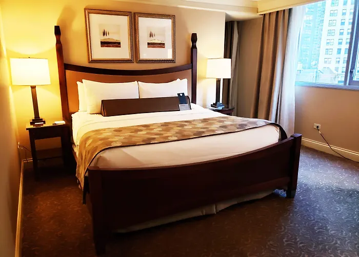 Отель The Royal Sonesta Downtown Чикаго
