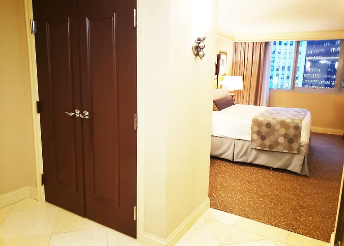 Отель The Royal Sonesta Downtown 4*