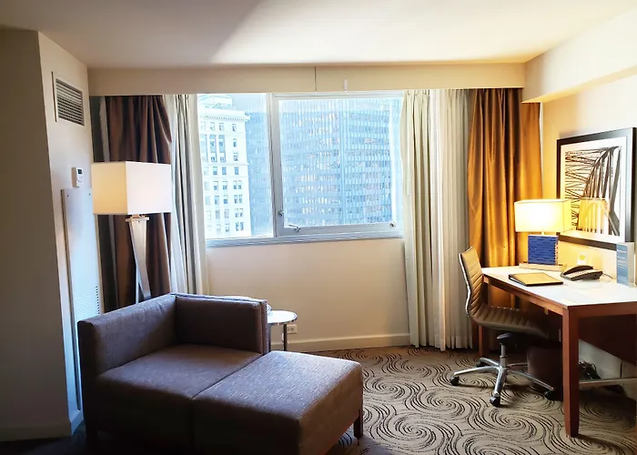 Отель The Royal Sonesta Downtown Чикаго