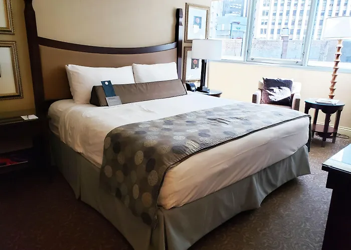 Отель The Royal Sonesta Downtown Чикаго