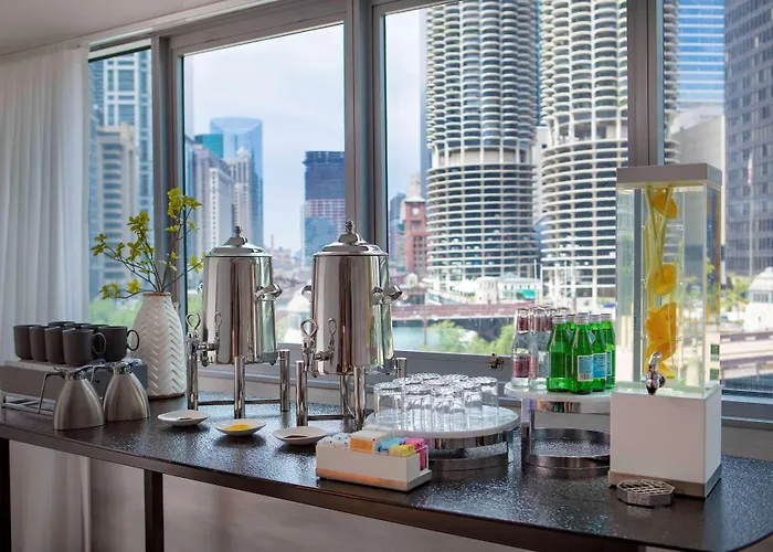 The Royal Sonesta Downtown 4*